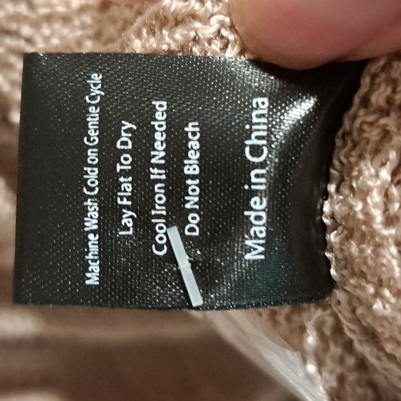 🥳HP🥳New boutique Pol mauve v neck cardigan - Picture 11 of 11